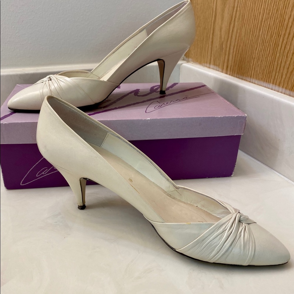 Italian Leather Ivory Pumps 8.5N
